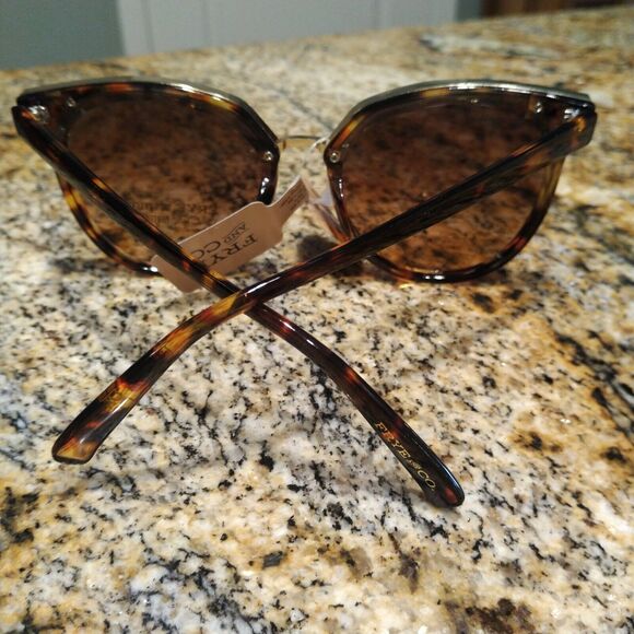 Frye and Co. Tortoise Shell Brown Sunglasses 100% UV Lens Protection NWT main image 9